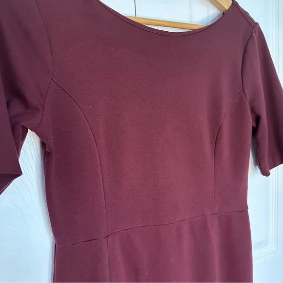 Ann Taylor Burgandy Half Sleeve Back Slit V-back Midi Dress Womens Size 4 - Picture 2 of 11